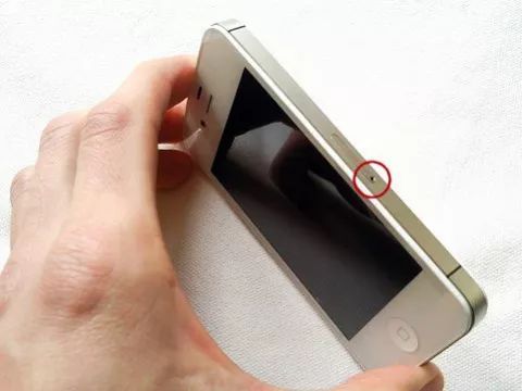 Ouvre-plateau de carte SIM compatible avec iPhone argent