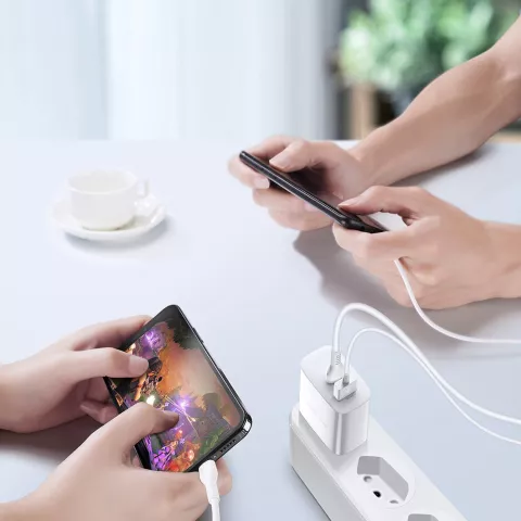 Chargeur Dux Ducis Adaptateur USB-A et USB-C 20W Adaptateur secteur PD 20W QC 18W - Blanc