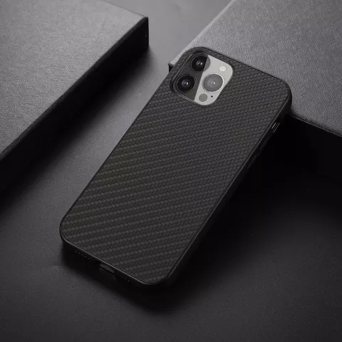 Coque en fibre de carbone Carbon TPU compatible avec iPhone 13 Pro Max - noir
