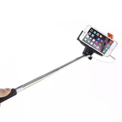 Perche &agrave; selfie avec monopode &agrave; bouton de c&acirc;ble audio