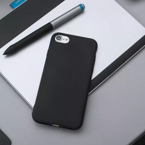 Housse de protection en TPU noir mat compatible avec iPhone 7 8 SE 2020 SE 2022
