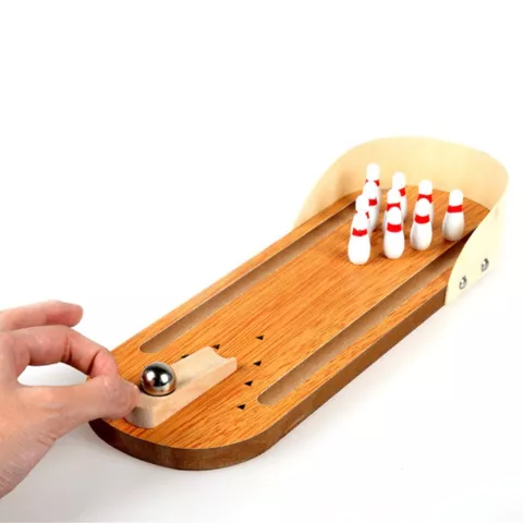 Cadeau de jeu de quilles avec &eacute;pingles &agrave; c&ocirc;nes en marbre - Bowling lane Wood