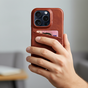 &Eacute;tui en cuir v&eacute;g&eacute;talien Duo Cardslot Wallet compatible avec iPhone 15 - marron